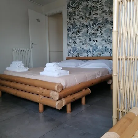 Asian & Luxury Diffused In Historical Center