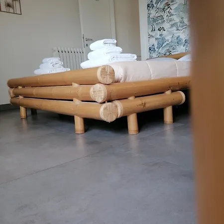 Asian & Luxury Diffused In Historical Center Gasthof 3*