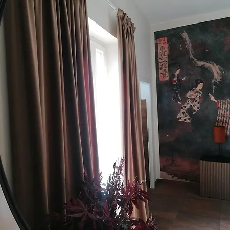 Gasthof Asian & Luxury Diffused In Historical Center 3*